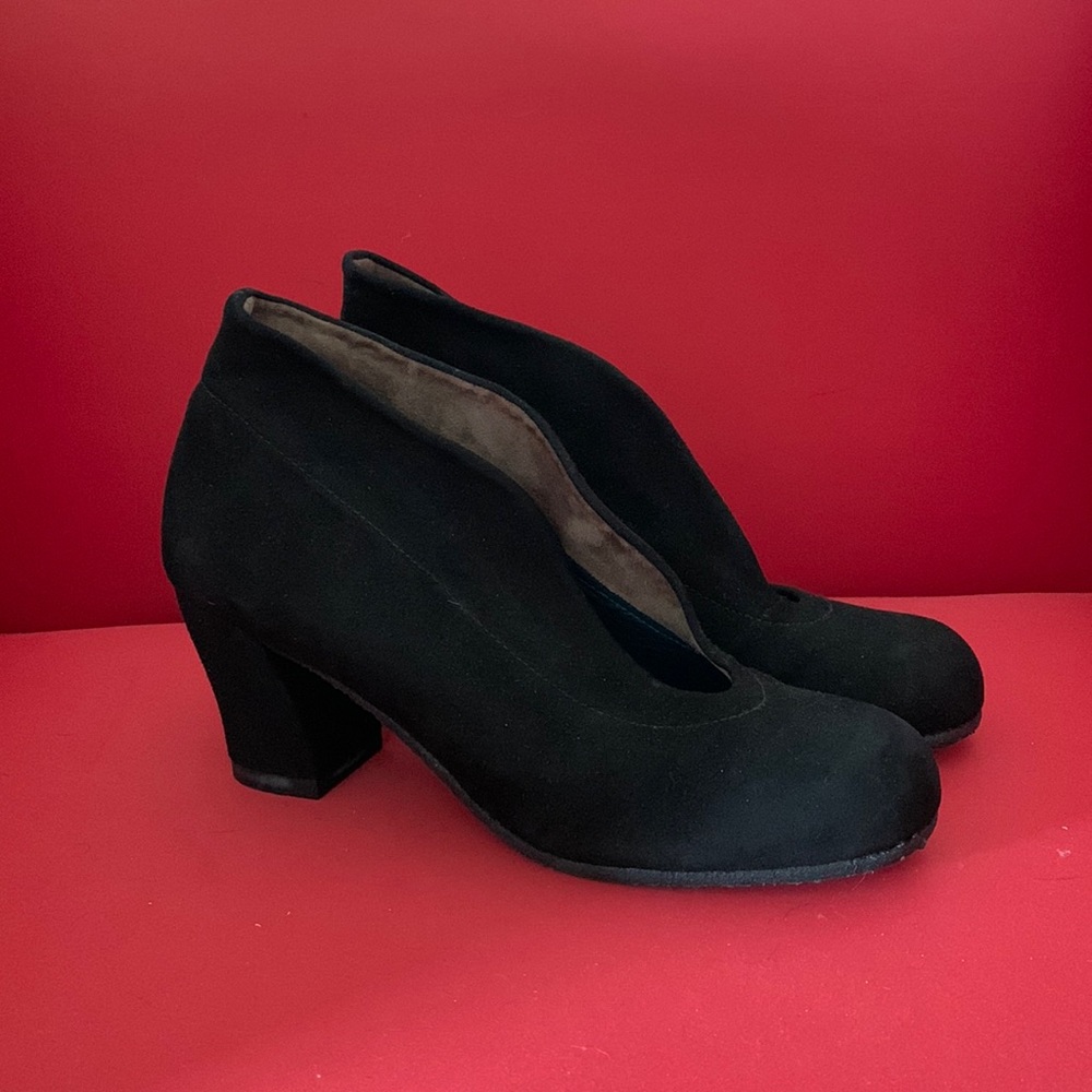 EUC Audley London shoes
